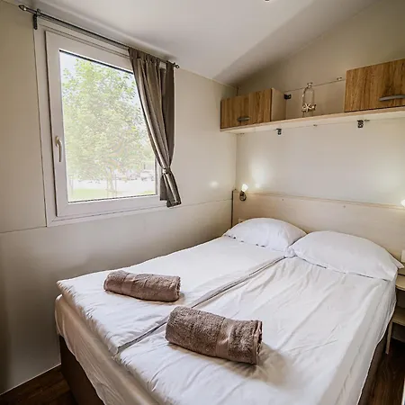 One Bedroom Mobile With View Mostec